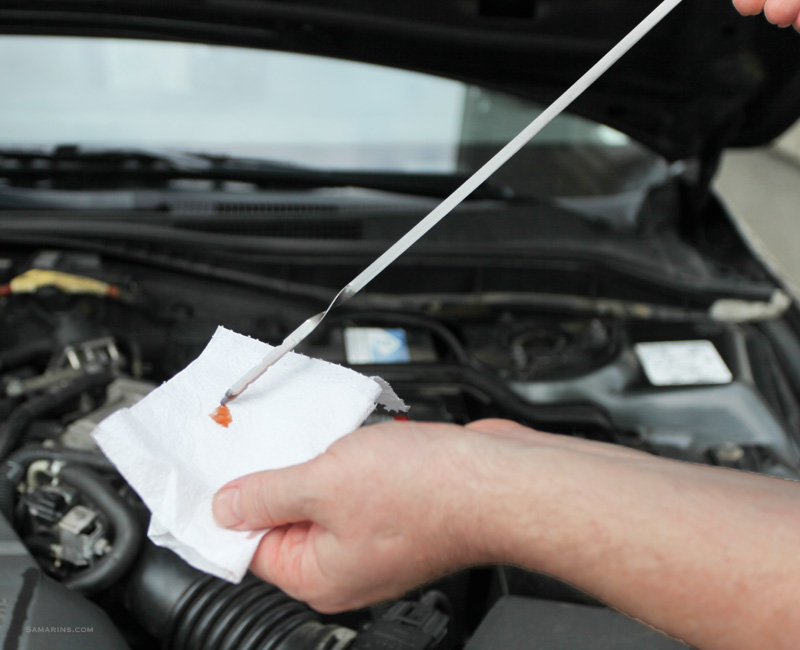 checking-transmission-fluid-large.jpg